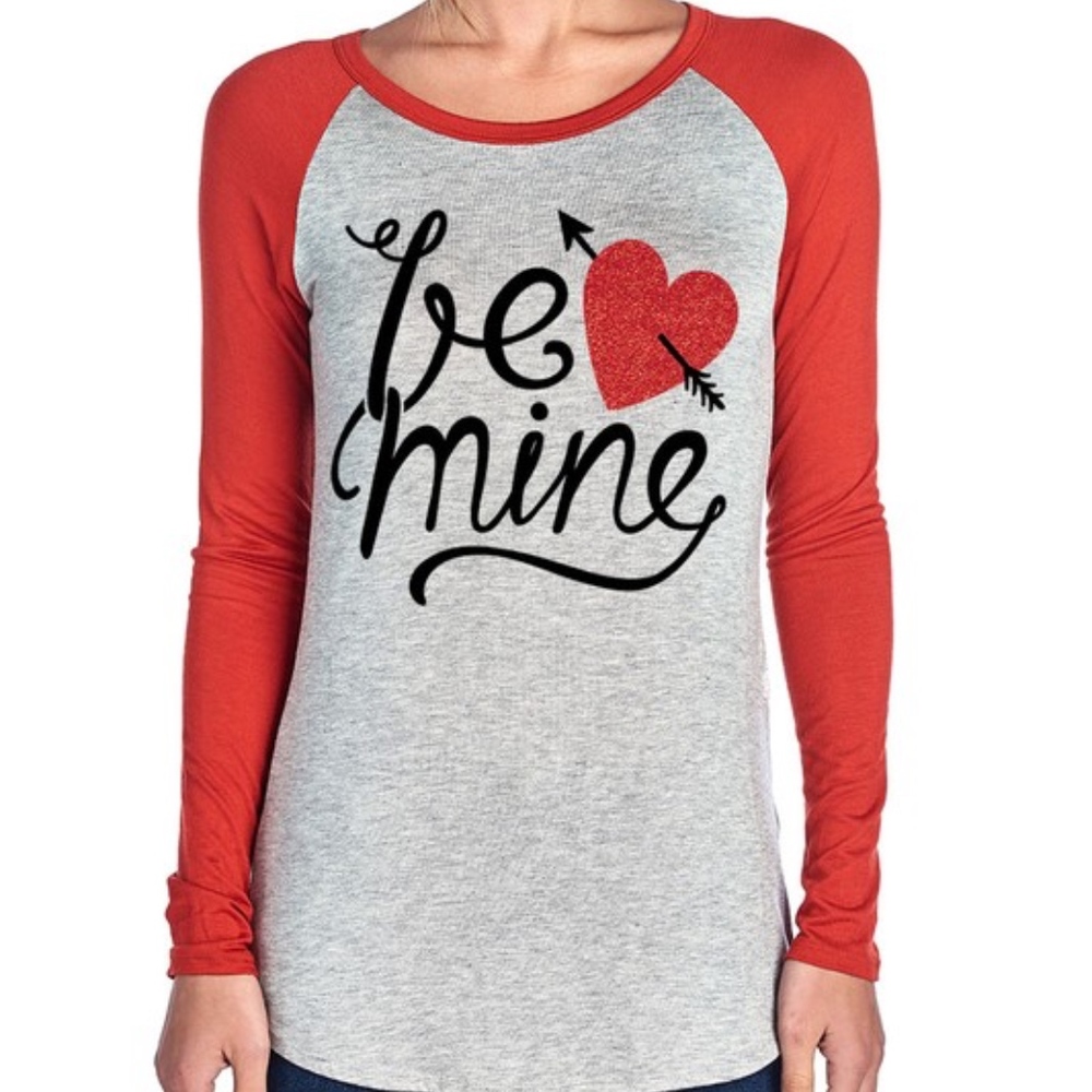 NWT Be Mine Valentine Heart Top T-shirt sleeves